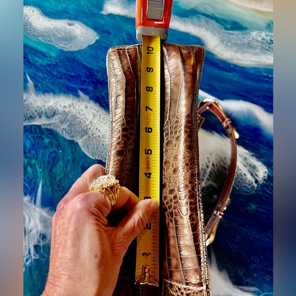 Read BUY or BUNDLE Brahmin Bekka bag, adj. strap-RARE Exq.can’t find exact bag. - Picture 5 of 12